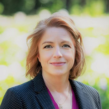 Portrait of Ellen Crissey.
