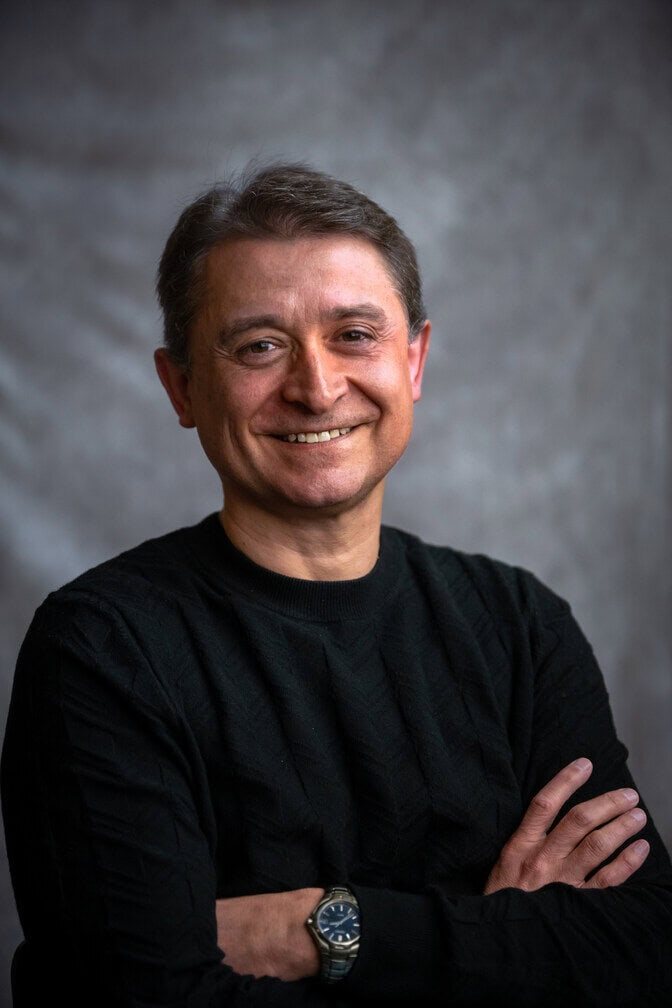 Portrait of Jordi Ribas.